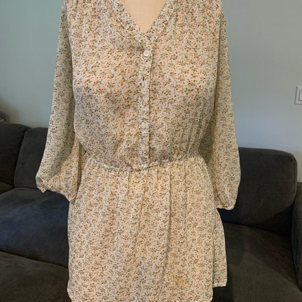 Semi sheer floral peasant top 3/4 sleeve NWOT
